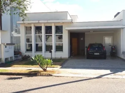 Casa de Condomínio com 3 Quartos à venda, 180m² no Iporanga, Sorocaba