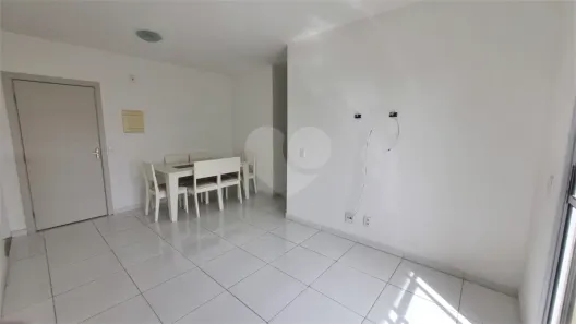 Apartamento com 2 Quartos para alugar, 63m² no Vila Mogilar, Mogi das Cruzes