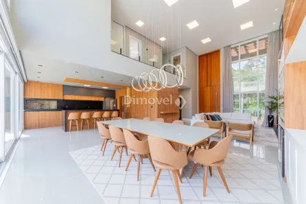 Casa de Condomínio com 4 Quartos à venda, 289m² no Vila Nova, Porto Alegre