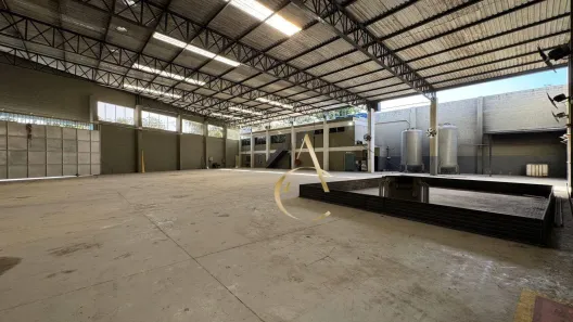 Galpão/Depósito/Armazém à venda, 1500m² no Riachão, Queimados
