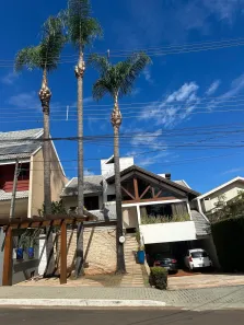 Casa de Condomínio com 3 Quartos à venda, 430m² no Zona 08, Maringá