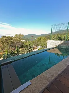 Casa de Condomínio com 3 Quartos à venda, 250m² no Lagoa da Conceição, Florianópolis