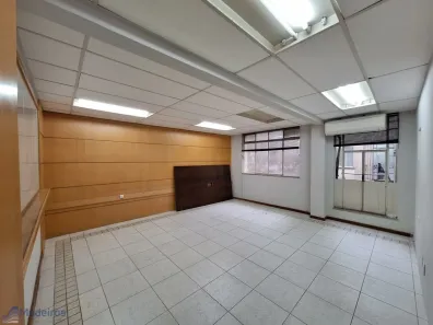 Sala Comercial à venda, 100m² no República, São Paulo