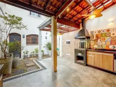 Sobrado com 2 Quartos à venda, 136m² no Nova Piraju, São Paulo