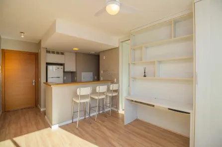Apartamento com 1 Quarto à venda, 37m² no Três Figueiras, Porto Alegre