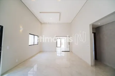 Casa com 3 Quartos à venda, 230m² no Alto da Boa Vista, Brasília