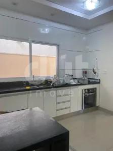 Casa de Condomínio com 5 Quartos para venda ou aluguel, 312m² no Swiss Park, Campinas