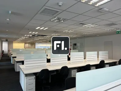 Sala Comercial para alugar, 600m² no Vila Olímpia, São Paulo