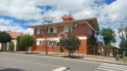 Imóvel Comercial com 4 Quartos à venda, 325m² no Jardim Glória, Bento Gonçalves