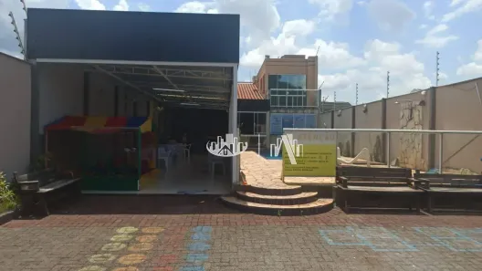Ponto Comercial à venda, 180m² no Ernani Moura Lima, Londrina