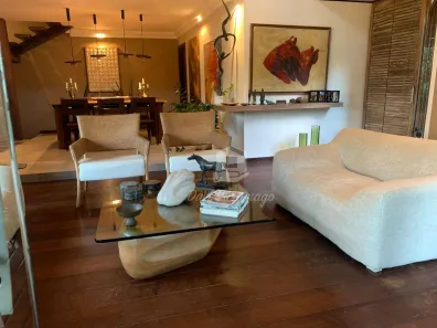Casa de Condomínio com 3 Quartos à venda, 260m² no Piratininga, Niterói