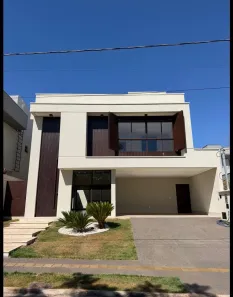 Casa de Condomínio com 3 Quartos à venda, 264m² no Jardins Capri, Senador Canedo