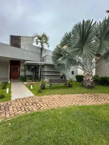 Casa de Condomínio com 3 Quartos à venda, 254m² no Ribeirão do Lipa, Cuiabá