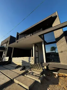 Casa de Condomínio com 3 Quartos para alugar, 130m² no Parque das Nações, Parnamirim