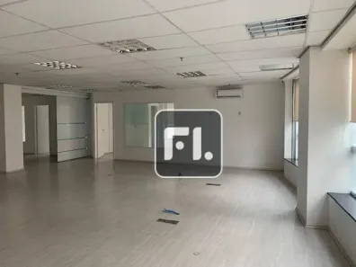 Sala Comercial para alugar, 198m² no Vila Olímpia, São Paulo