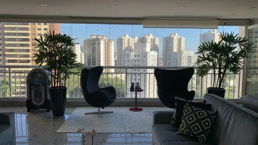 Apartamento com 3 Quartos à venda, 177m² no Jardim Monte Kemel, São Paulo