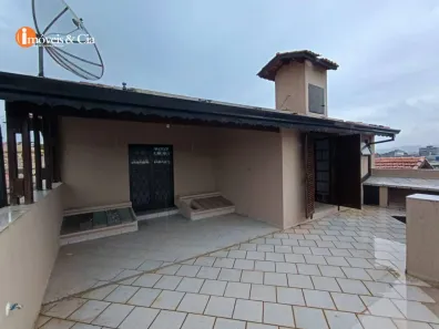 Casa com 3 Quartos para alugar, 300m² no Jardim Alvinópolis, Atibaia