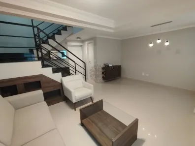 Sobrado com 3 Quartos à venda, 183m² no Santa Felicidade, Curitiba