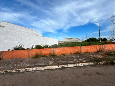 Lote/Terreno à venda, 271m² no Vila Nastri, Itapetininga