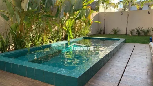 Casa de Condomínio com 4 Quartos para alugar, 240m² no Nova Uberlândia, Uberlândia
