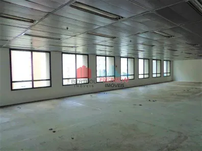 Sala Comercial para alugar, 300m² no Vila Olímpia, São Paulo