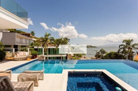 Casa de Condomínio com 5 Quartos à venda, 853m² no Cacupé, Florianópolis