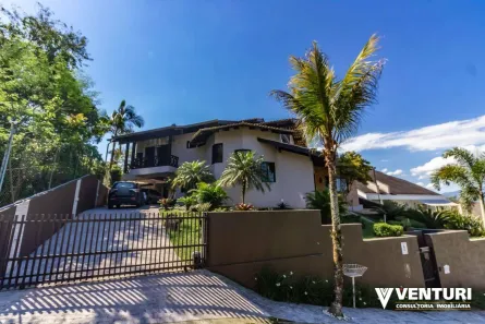 Casa com 3 Quartos à venda, 329m² no Itoupava Seca, Blumenau