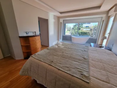 Casa com 3 Quartos à venda, 252m² no Vila Assunção, Porto Alegre