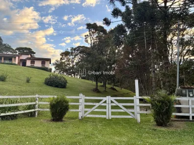 Fazenda/Sítio com 4 Quartos à venda, 1500m² no Centro, Resende