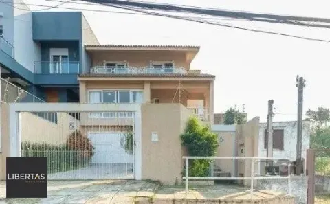 Casa com 3 Quartos para alugar, 317m² no Santo Antônio, Porto Alegre