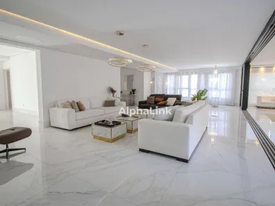 Apartamento com 4 Quartos para alugar, 360m² no Alphaville Centro Industrial e Empresarial/Alphaville., Barueri