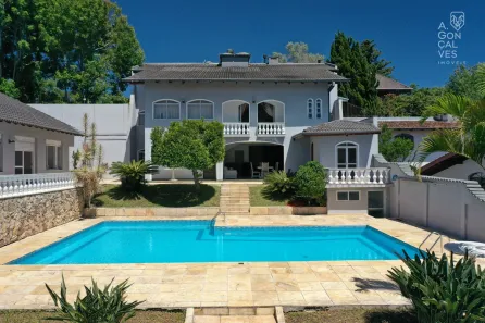 Casa com 5 Quartos para alugar, 680m² no Vista Alegre, Curitiba