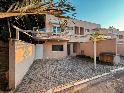 Casa de Condomínio com 3 Quartos à venda, 214m² no Jardim Rebelato, Cotia