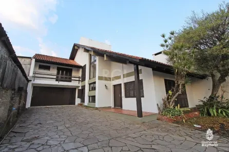 Casa com 4 Quartos à venda, 321m² no Cavalhada, Porto Alegre