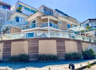 Casa com 4 Quartos à venda, 178m² no Camboinhas, Niterói