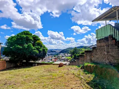 Lote/Terreno à venda, 680m² no Centenário, Juiz de Fora