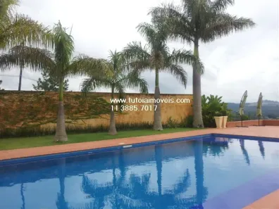 Fazenda/Sítio com 6 Quartos à venda, 1100m² no , Mairinque