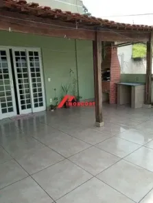 Sobrado com 3 Quartos à venda, 235m² no Parque Gerassi, Santo André