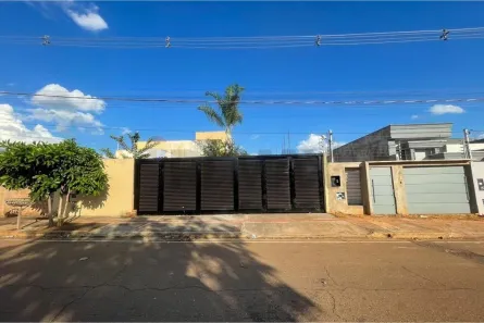Casa com 2 Quartos à venda, 163m² no Parque Sagrada Família, Rondonópolis