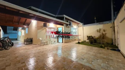 Casa com 3 Quartos à venda, 130m² no Jardim Marcia, Peruíbe