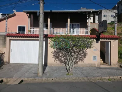 Casa com 2 Quartos à venda, 139m² no Jardim Bandeirantes, Poços de Caldas