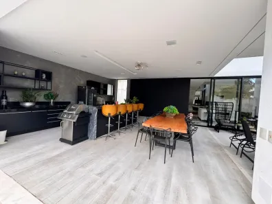 Casa de Condomínio com 3 Quartos à venda, 503m² no Jardim Sul, Uberlândia