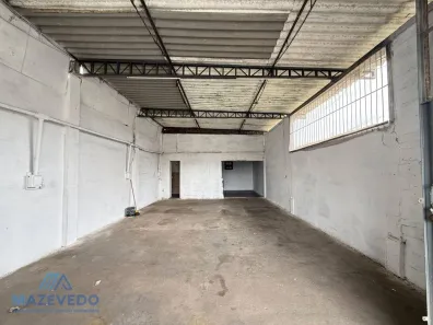 Galpão/Depósito/Armazém para alugar, 100m² no Jardim Mariléa, Rio das Ostras