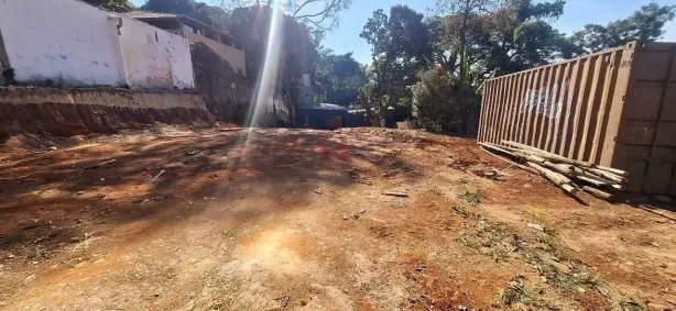 Lote/Terreno à venda, 360m² no Cinquentenário, Belo Horizonte
