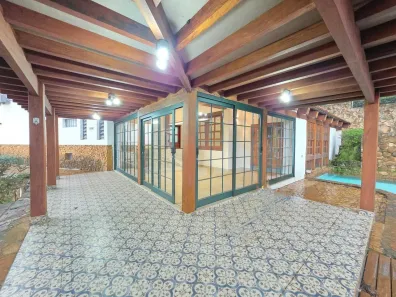 Sobrado com 4 Quartos à venda, 467m² no Bairro das Palmeiras, Campinas