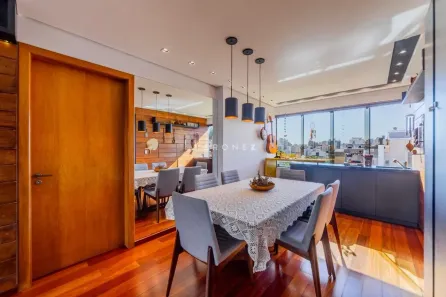 Apartamento com 3 Quartos à venda, 100m² no Mont Serrat, Porto Alegre
