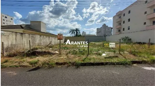 Lote/Terreno à venda, 360m² no Santa Mônica, Uberlândia