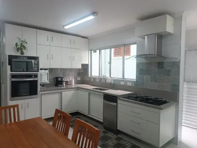 Casa com 4 Quartos à venda, 240m² no Vila Basileia, São Paulo