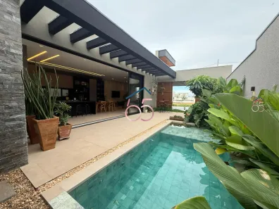 Casa de Condomínio com 3 Quartos à venda, 260m² no Petrópolis, Várzea Grande