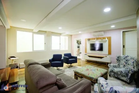 Casa com 4 Quartos à venda, 235m² no Azenha, Porto Alegre